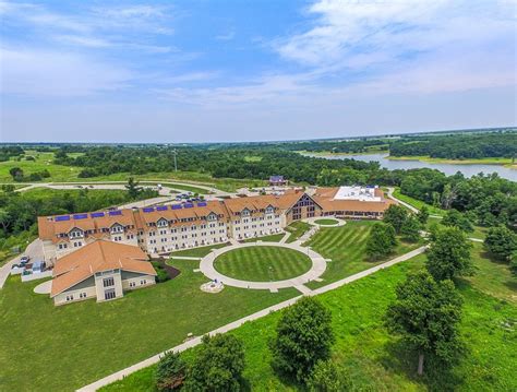 Honey creek resort iowa - Feb 5, 2023 · Here is a list of the best lake resorts in Iowa. 1. Honey Creek Resort State Park. Call: +18667975308 – Visit Website – View on Map. At the Honey Creek Resort in Moravia, you may enjoy a day spent on the lake. Enjoy the 11,000-acre Lake Rathbun while cruising in a motorboat or pontoon you rented from us.